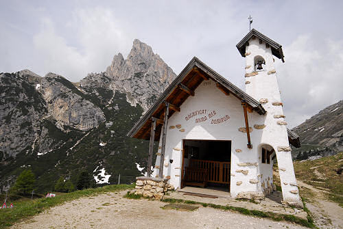 passo Falzarego