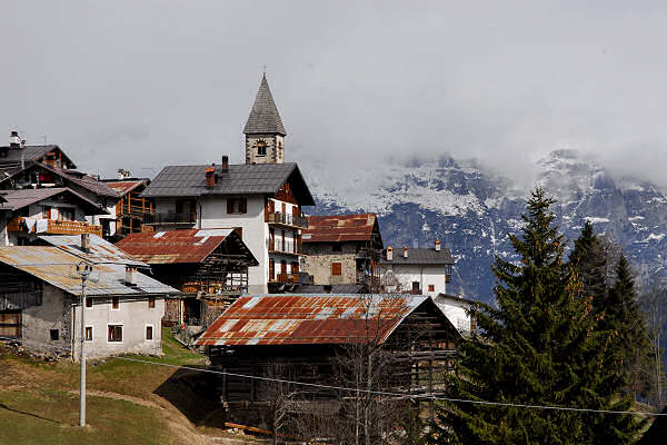 Falcade loc. Sappade - Val Biois Dolomiti