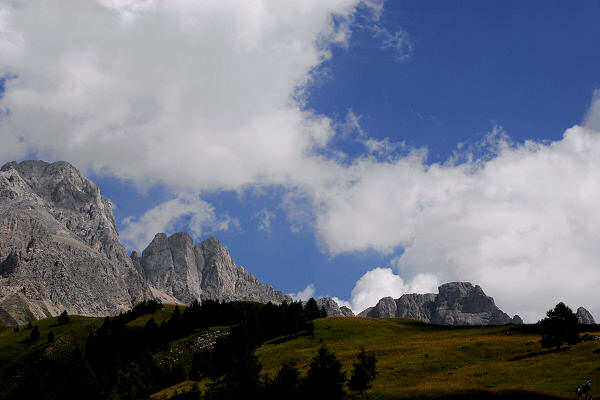 passeggiata dal passo San Pellegrino al rifugio Fociade, Dolomiti alta Valle del Biois Falcade