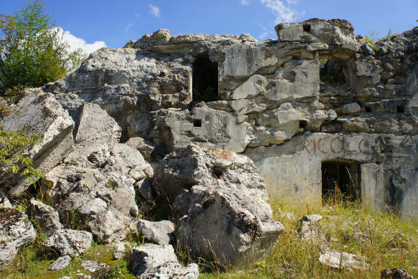 ex forte di Busa Verle al posso di Vezzena, altopiano Folgaria Lavarone Luserna