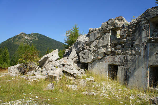 ex forte di Busa Verle al posso di Vezzena, altopiano Folgaria Lavarone Luserna