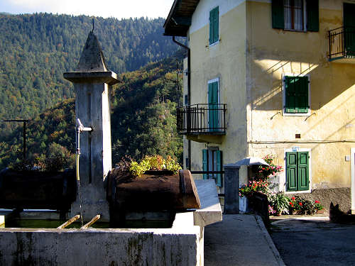 Guardia di Folgaria - il paese dipinto