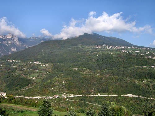 Guardia di Folgaria - il paese dipinto