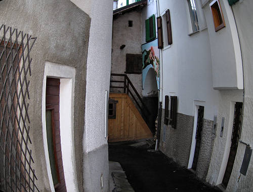 Guardia di Folgaria - il paese dipinto