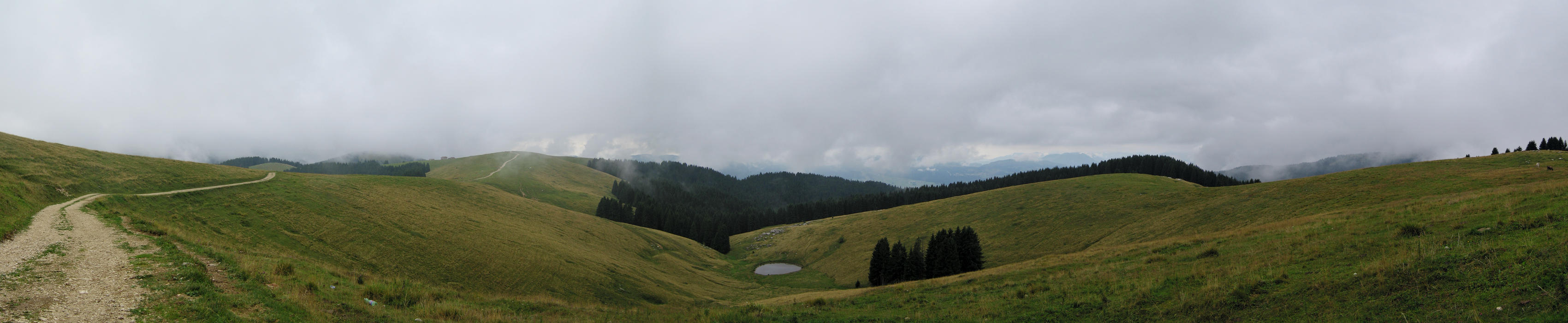 panoramica da malga Longara di Dietro, Gallio, Altopiano Asiago Sette Comuni