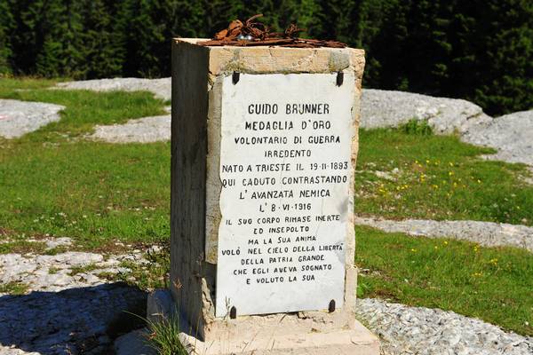 monte Fior Castelgomberto trincee e campi di battaglia, Melette di Foza