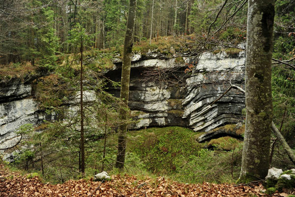 Voragine Stonhaus a Roana monte Erio