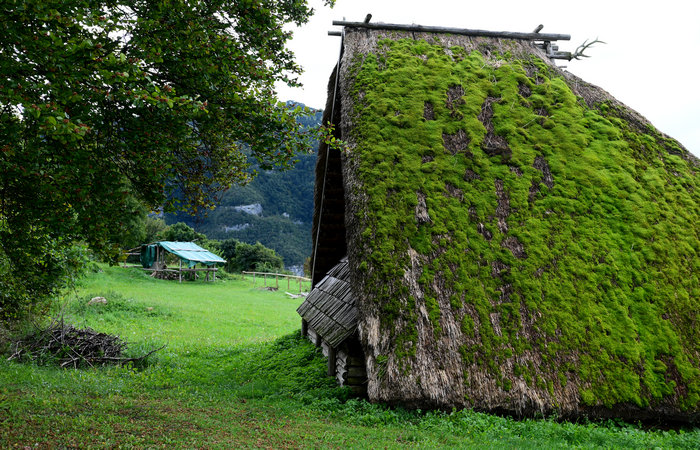 Sito archeologico del Bostel a Castelletto di Rotzo, Altopiano di Asiago Sette Comuni