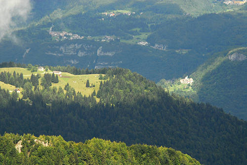 salita al monte Spitz di Tonezza del Cimone