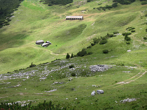tra la val Galmarara, bivio Munumenti Campo Gallina, bocchetta Portule
