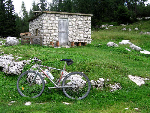 baito Busa Molton Valgalmarara