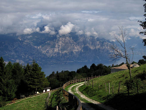 Brenzone, lago di Garda dal monte Baldo