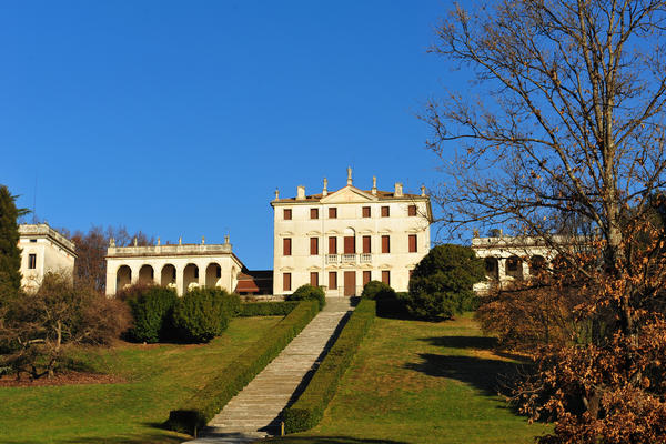 Colli degli Ezzelini, villa Negri-Piovene a Mussolente