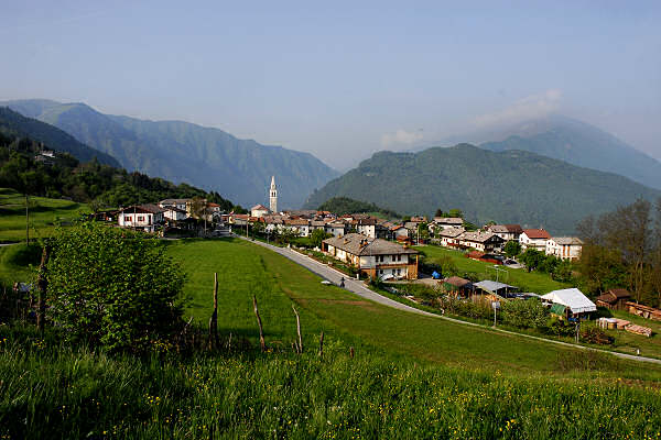 escursione nordic walking Stabie di Lentiai, monte Artent e Col Moscher