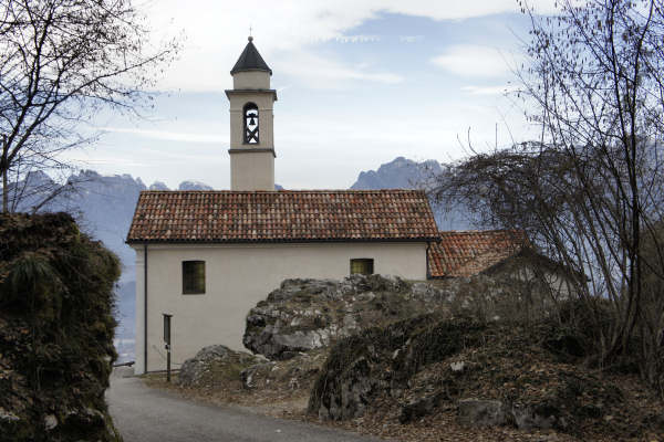 Sentiero Buzzati, Madonna Parè, Giaon di Limana