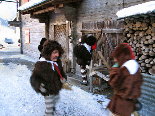 i Rollate del carnevale di Sappada