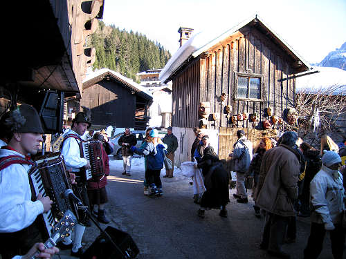 maschere del carnevale di Sappada