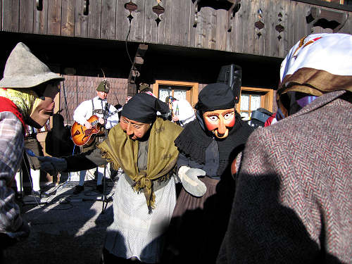 maschere del carnevale di Sappada