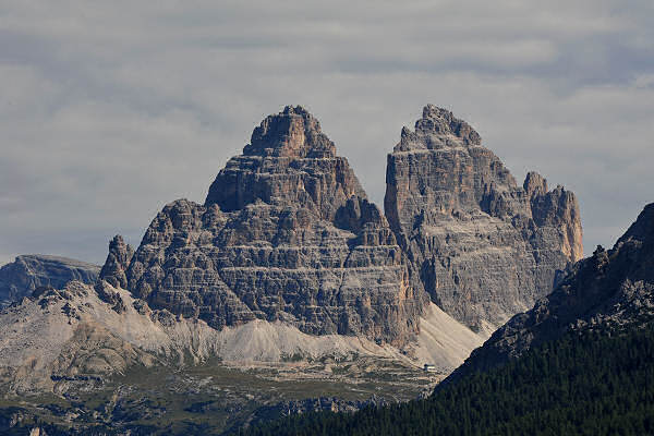 Dolomiti, sentiero passo Tre Croci rifugio Vandelli lago di Sorapiss