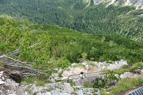 Dolomiti, sentiero passo Tre Croci rifugio Vandelli lago di Sorapiss