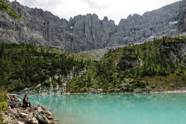 Dolomiti, sentiero passo Tre Croci rifugio Vandelli lago di Sorapiss