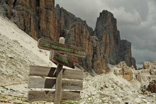 Falzarego Lagazuoi Fanis Travenanzes Col dei Bos Tofane