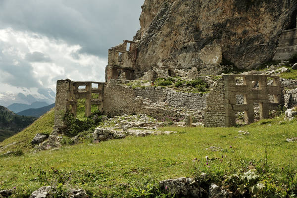 Falzarego Lagazuoi Fanis Travenanzes Col dei Bos Tofane