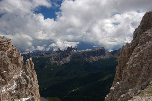 Tofana di Rozes - rifugio Cantore e Croda da Lago