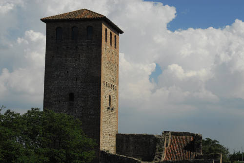 Torre marchionale lungo il fiume Frassine a Este
