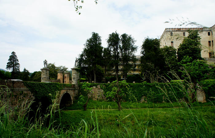 Colli Euganei, giro cicloturistico settore sud-est, Battaglia Terme, Arquà Petrarca, Monselice, Castello del Catajo