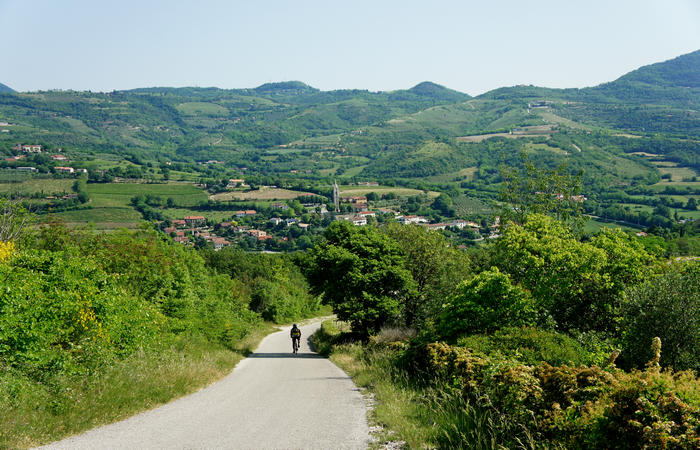 Colli Euganei, giro cicloturistico settore sud, Baone Este Calaone monte Cecilia Ca'Barbaro