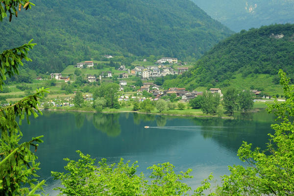 escursione naturalistica giro del Lago di Corlo, Rocca di Arsie
