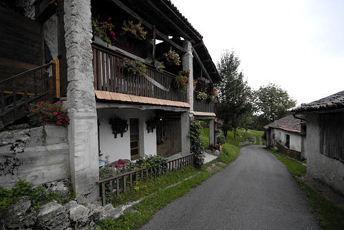 Roncoi, San Gregorio nelle Alpi