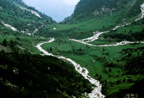 Val Canzoi - casera Cimonega Pian de la Regina