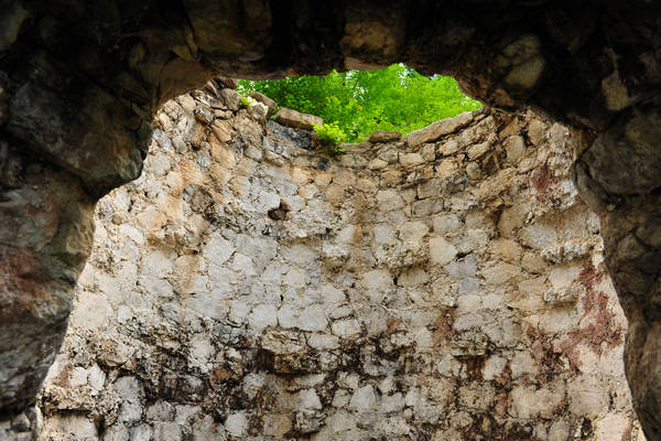Calchera produzione calce viva, Val San Martin Vignui di Feltre, Parco Nazionale Dolomiti Bellunesi