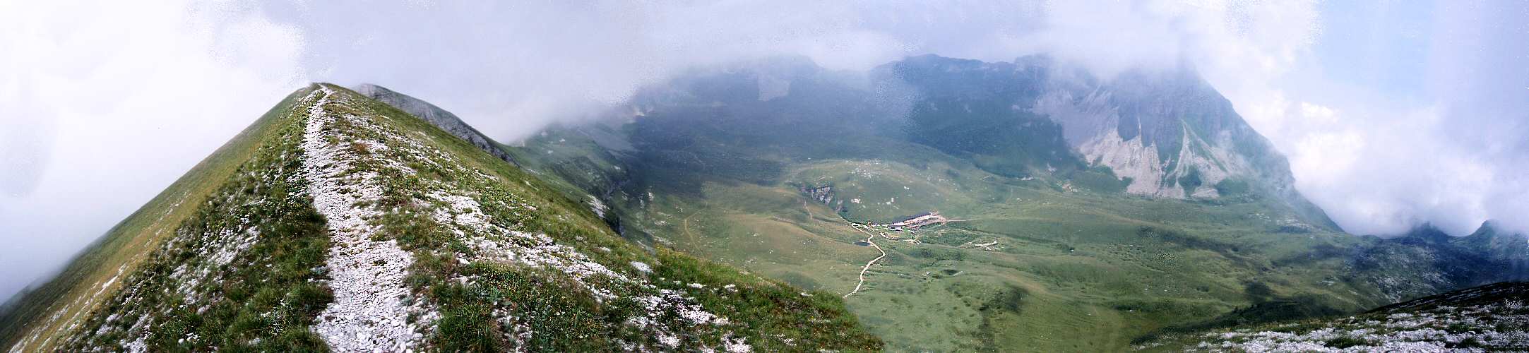Busa delle Vette Grandi, verso il Monte Pavione, Vette Feltrine