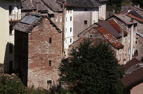 Casso nella valle di Vajont - Erto e Casso e la diga di Vajont