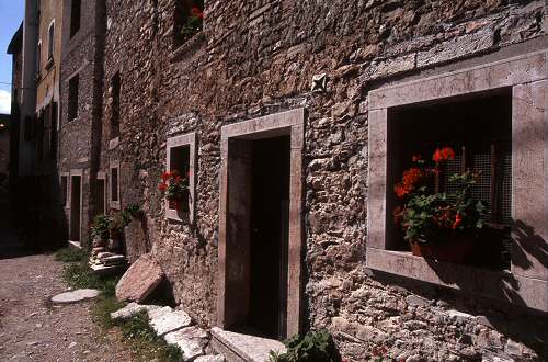 Casso nella valle di Vajont - Erto e Casso e la diga di Vajont