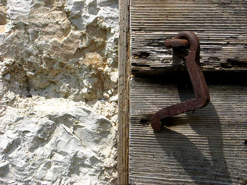 l'antico paese di Casso nella valle del Vajont - Erto e Casso