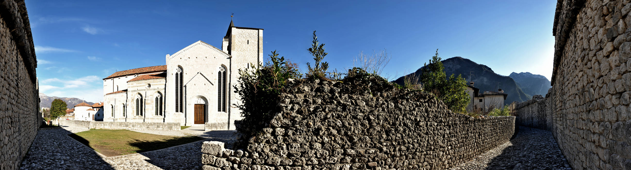 Duomo di Venzone, Udine Friuli