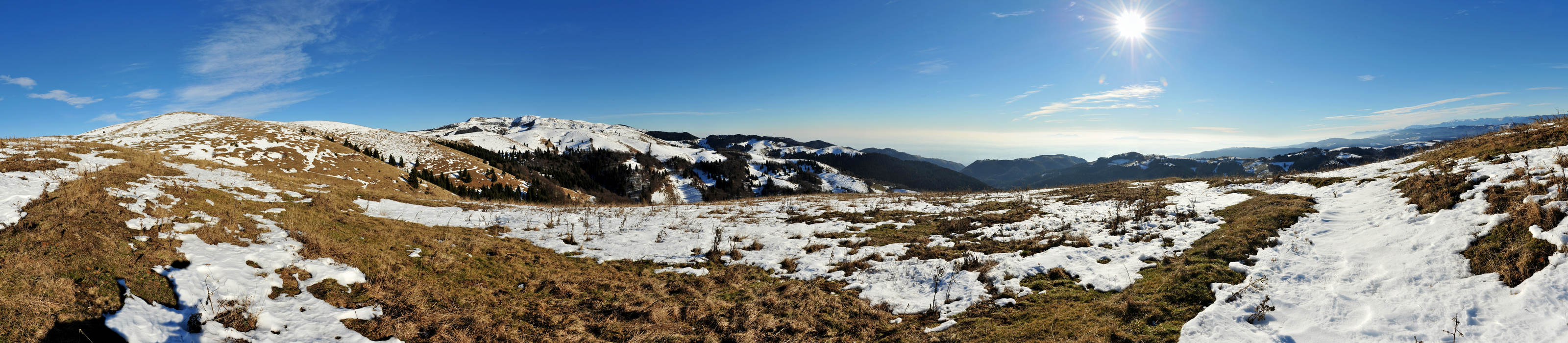 panoramica monte Asolone verso Cima Grappa