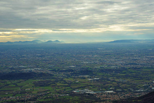 Covolo, sentiero Punta Frontal monte Scalare, valle San Liberale