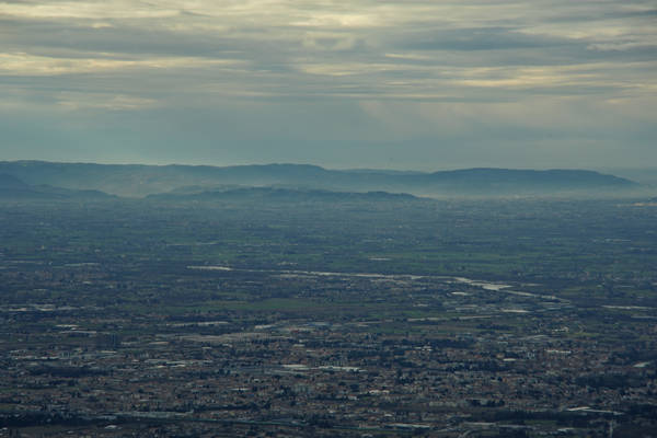 Covolo, sentiero Punta Frontal monte Scalare, valle San Liberale
