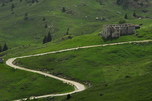 sentiero natura Cima Grappa