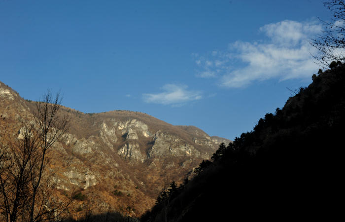 camminare nel monte Grappa