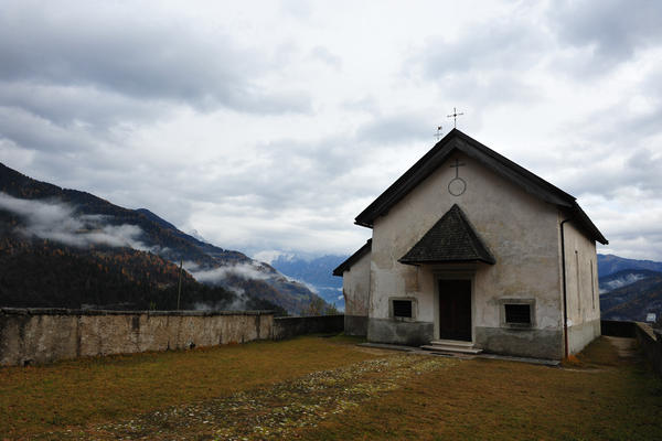 escursione alla Chiesetta di San Silvestro dal passo Gobbera sul monte Totoga