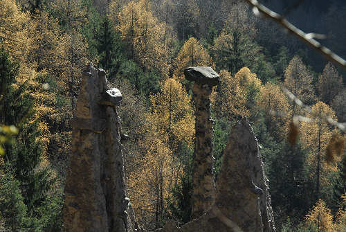 Piramidi di terra a Segonzano in Val Cembra