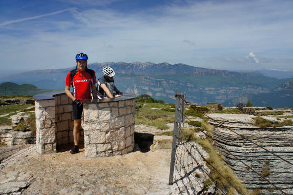 mountain bike Parpari San Giorgio Podestaria Castelberto malga Lessinia