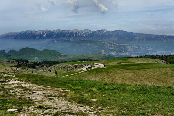 mountain bike Parpari San Giorgio Podestaria Castelberto malga Lessinia