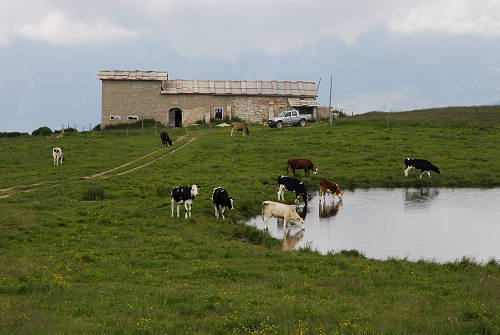 Corno d'Aquilio, Fosse di Sant'Anna d'Alfaedo - Lessini, Montagna Veronese